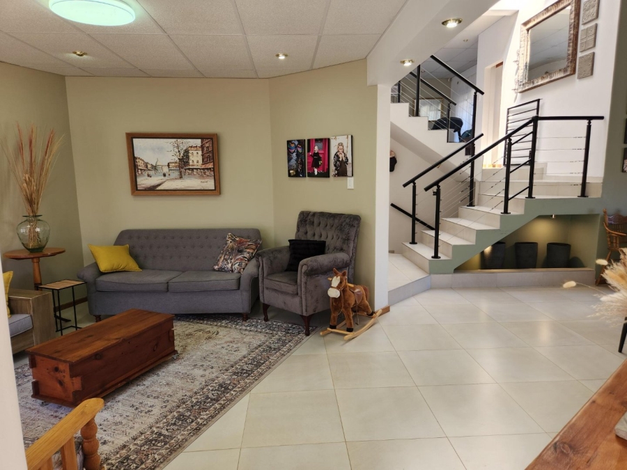 3 Bedroom Property for Sale in Pentagon Park Free State